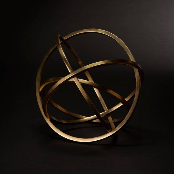 Ellipse Table Top Accessory Lifestyle 17